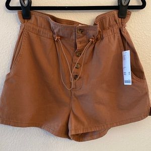 BDG Urban Outfitters Paperbag Waist Shorts with Drawstring and Button Closure